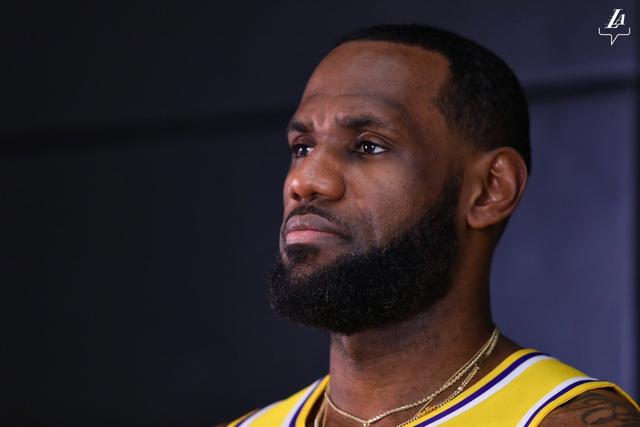NBA重罚快船，小卡即将转会猛龙